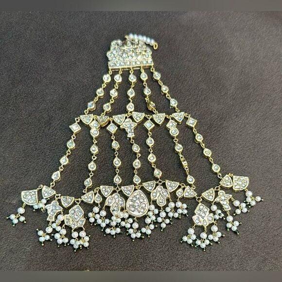 MAHIRA KHAN JEWELRY POWER OFFICIAL PAKISTANI LUXURY DESIGNER PASA JHUMAR - Picture 12 of 12